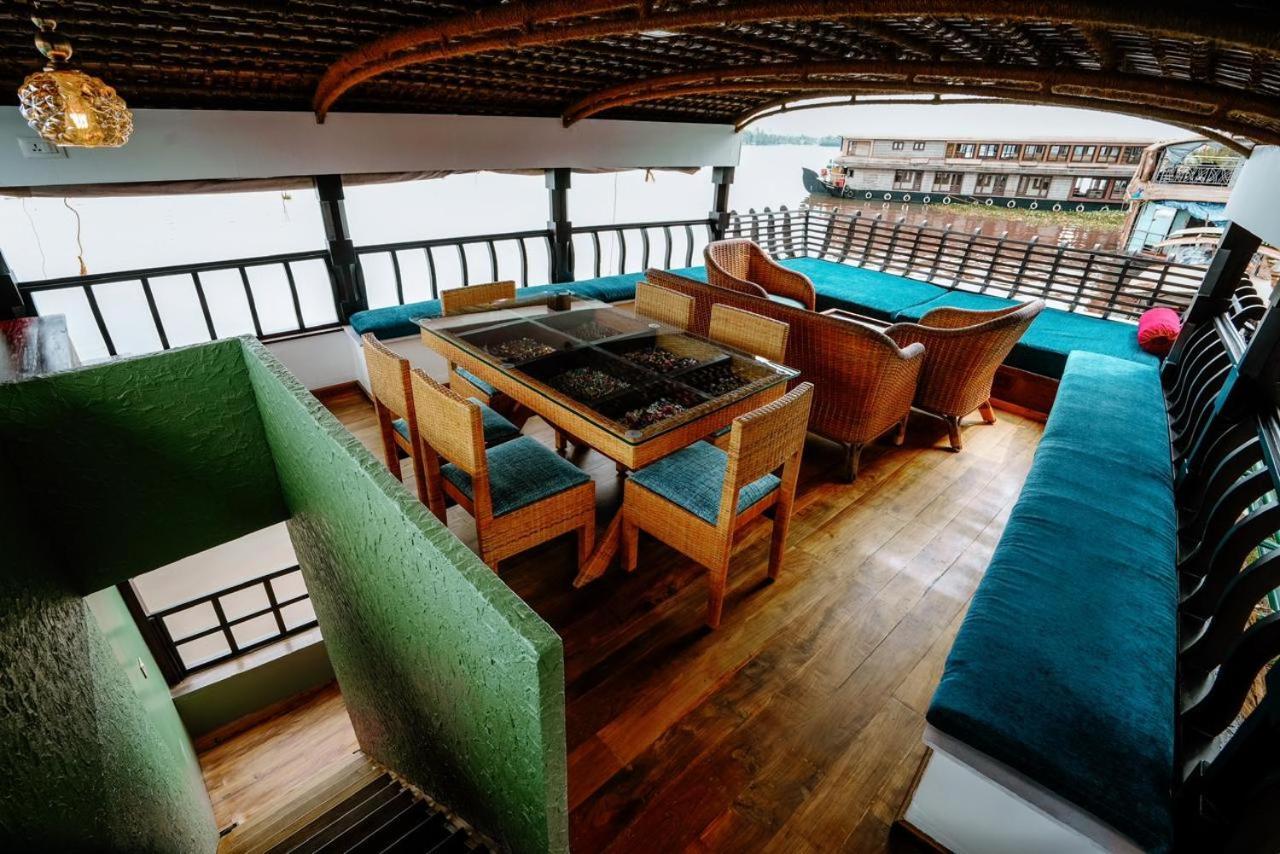 Hotel Why Not Houseboat Alappuzha Exterior foto